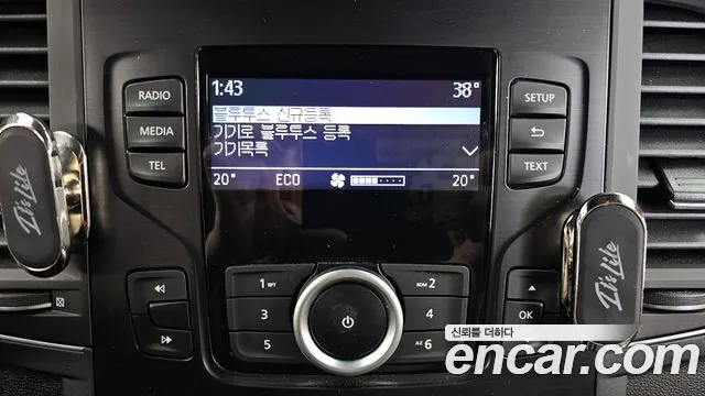 Renault-KoreaSamsung QM6 Новый QM6 Quest 2.0 LPe LE 2WD — Фото автомобиля 28