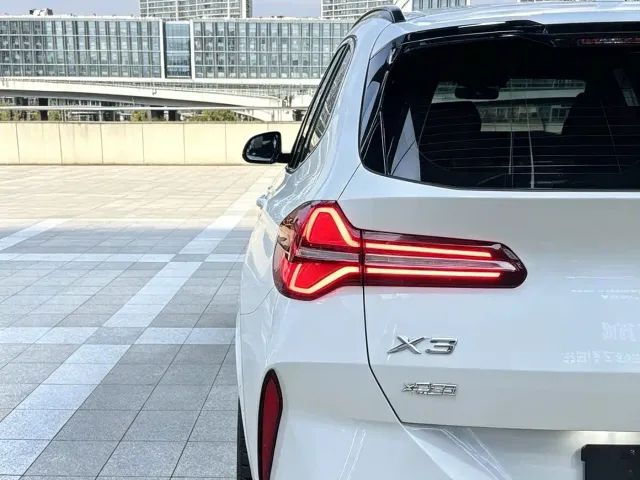 BMW X3 — Фото автомобиля 9