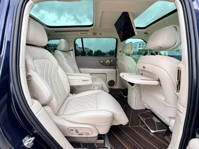 IM Motors LS9 — Фото автомобиля 14