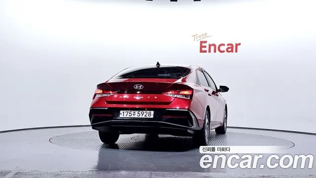 Hyundai AVANTE Smart — Фото автомобиля 4
