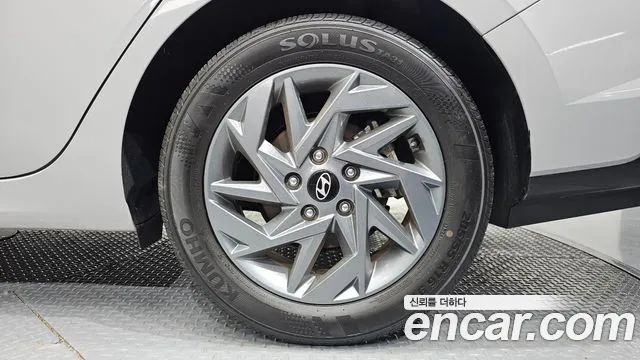 Hyundai Avante CN7 — Фото автомобиля 20