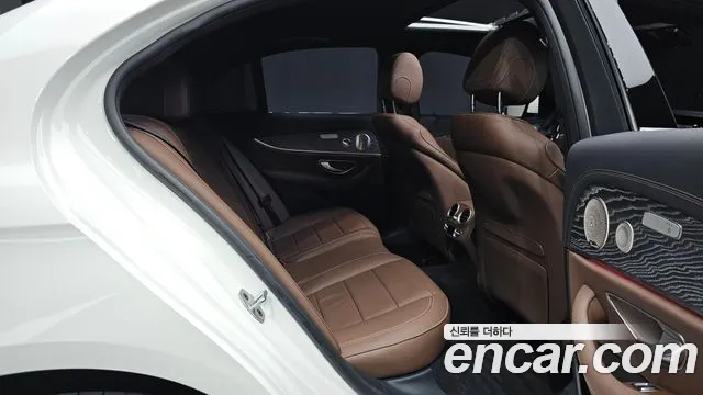 Mercedes-Benz E-Class W213 — Фото автомобиля 17