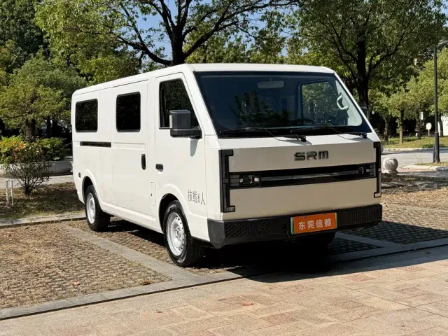 Shineray Xinyuan E3L — Фото автомобиля 2