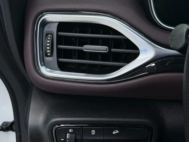 GAC Trumpchi M6 — Фото автомобиля 13