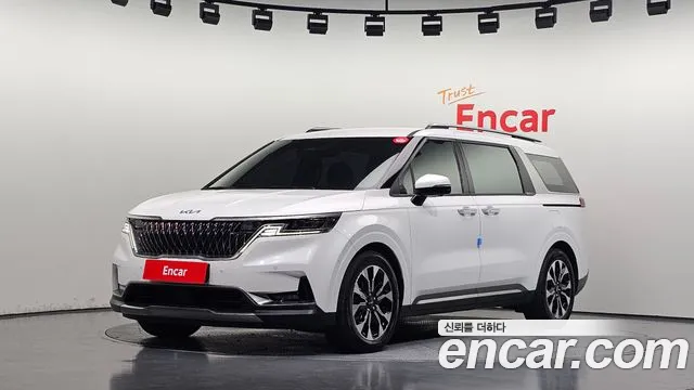 Фотография автомобиля — Kia Carnival Generation 4