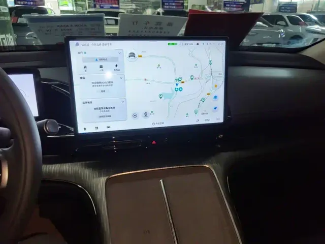 GAC Aion S MAX — Фото автомобиля 12