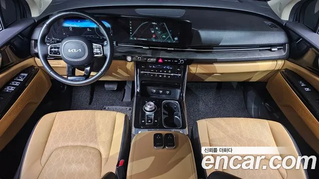 Kia Carnival Generation 4 — Фото автомобиля 7