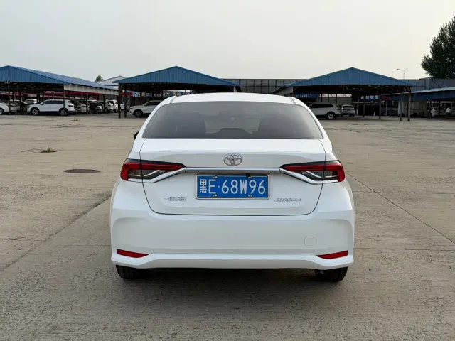 Toyota Corolla — Фото автомобиля 6