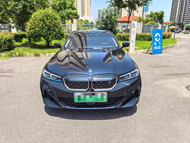 BMW i3 — Фото автомобиля 2