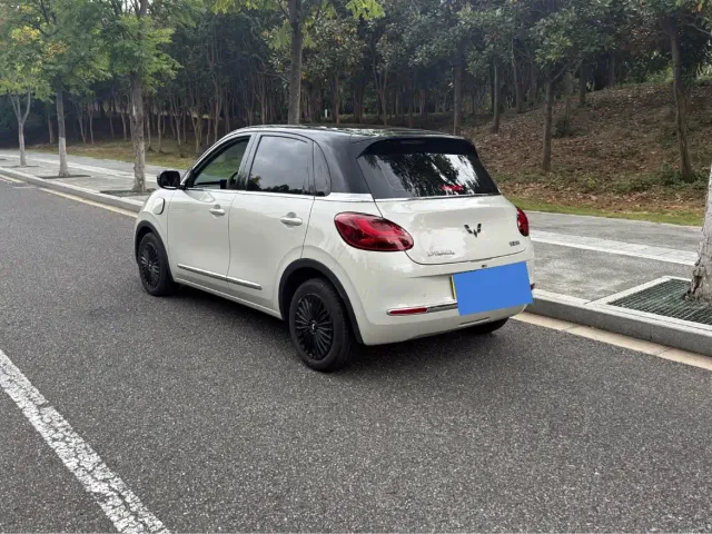 Wuling Bingo — Фото автомобиля 9