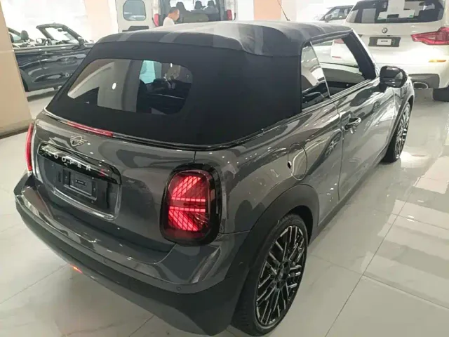 MINI Hatch — Фото автомобиля 6