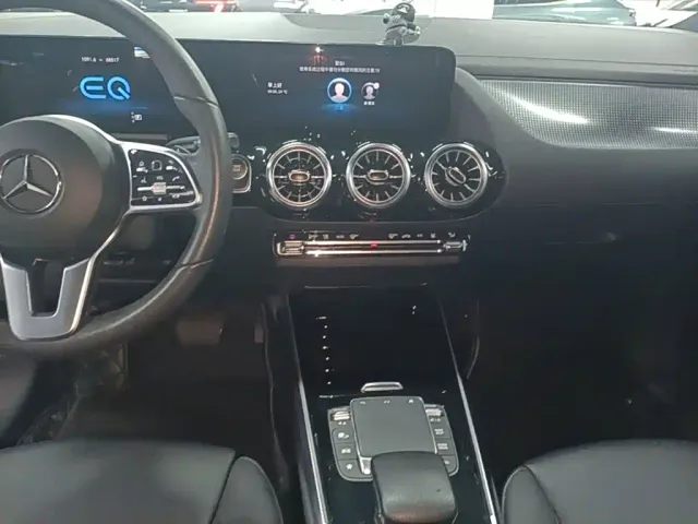 Mercedes-Benz EQA — Фото автомобиля 12