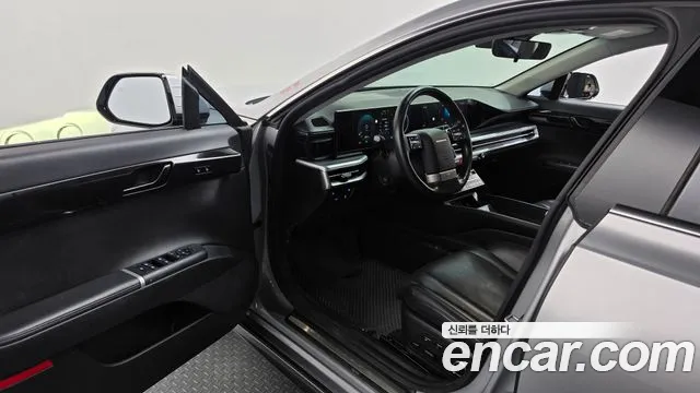 Hyundai Grandeur GN7 — Фото автомобиля 10