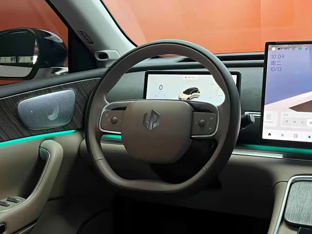 Leapmotor C11 — Фото автомобиля 14