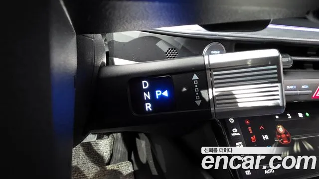 Hyundai Grandeur Grandeur (GN7) 3.5 Бензин 4WD — Фото автомобиля 9
