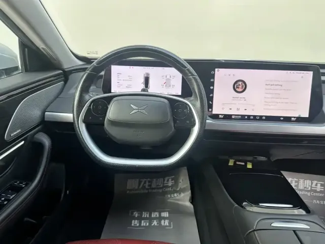 Xpeng P7 — Фото автомобиля 8