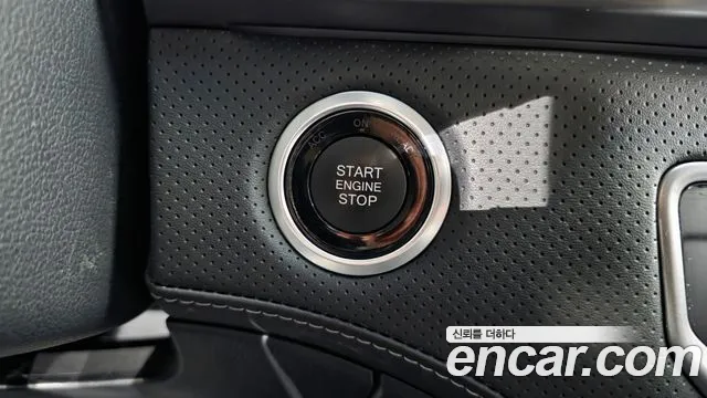 KG_Mobility_Ssangyong Rexton Новый Rexton Sport Khan Дизель 2.2 4WD — Фото автомобиля 18