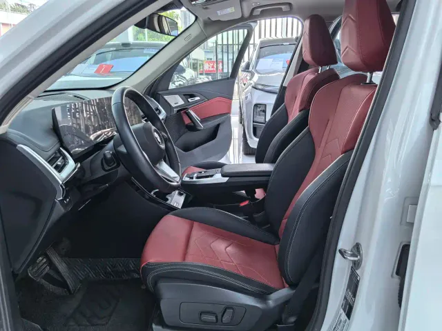 BMW X1 — Фото автомобиля 5