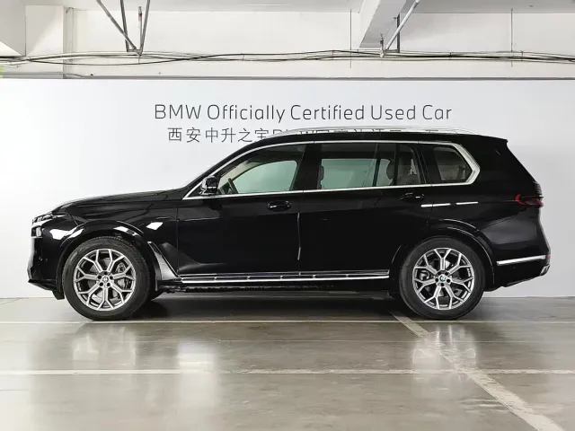 BMW X7 — Фото автомобиля 3
