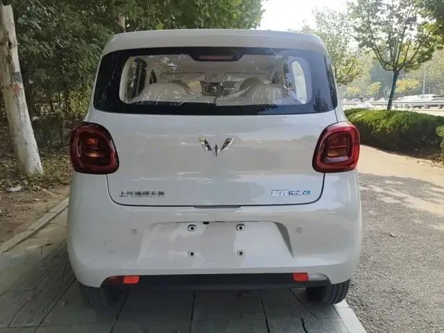 Wuling Hongguang Mini EV — Фото автомобиля 5