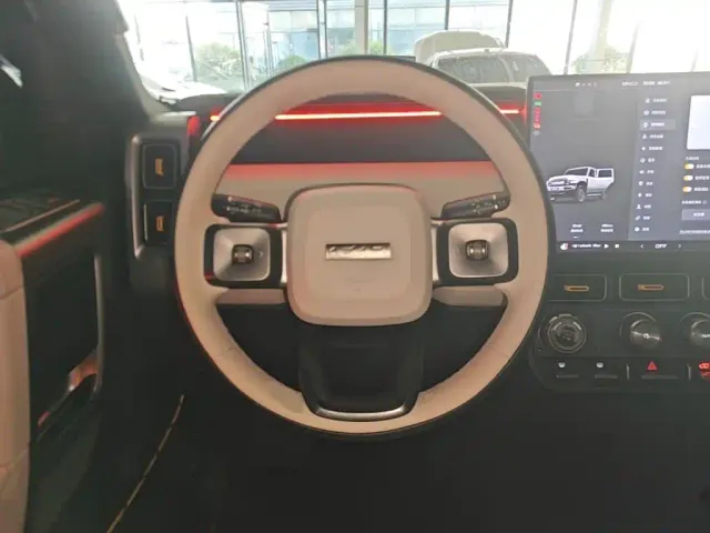 iCAR V23 — Фото автомобиля 10