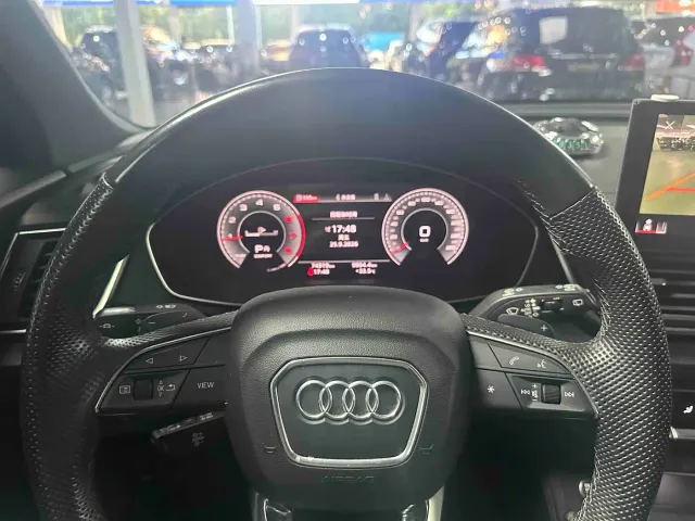 Audi Q5L Sportback — Фото автомобиля 11