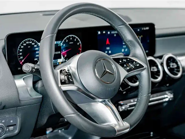 Mercedes-Benz GLB-Class — Фото автомобиля 9