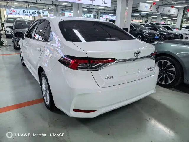 Toyota Corolla — Фото автомобиля 6