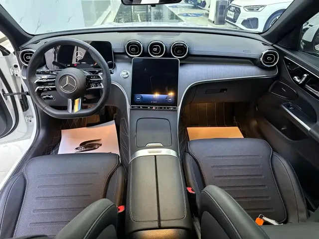 Mercedes-Benz C-Class — Фото автомобиля 6