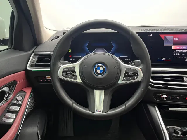 BMW i3 — Фото автомобиля 18