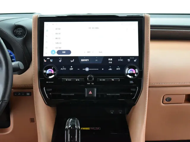 Toyota Alphard — Фото автомобиля 9