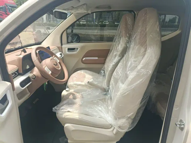 Wuling Hongguang Mini EV — Фото автомобиля 5