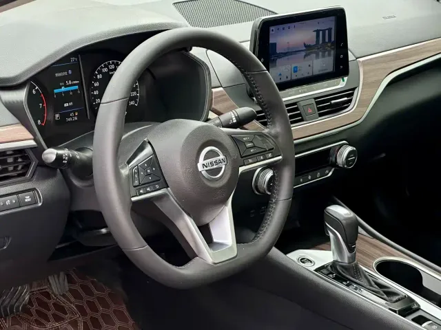 Nissan Teana — Фото автомобиля 9
