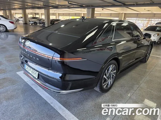 Hyundai Grandeur GN7 — Фото автомобиля 2
