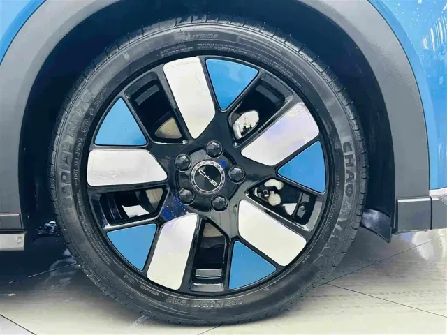 BYD Dolphin — Фото автомобиля 11