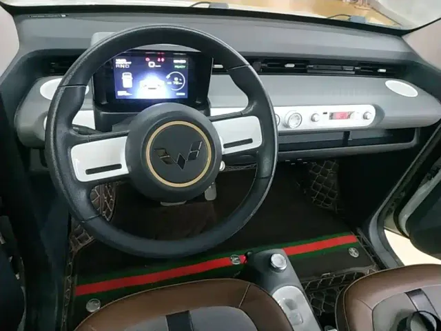 Wuling Hongguang Mini EV — Фото автомобиля 9
