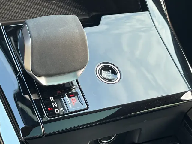 Land Rover Range Rover Sport — Фото автомобиля 20