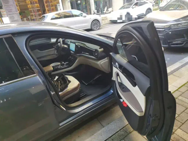 BYD Qin PLUS — Фото автомобиля 19