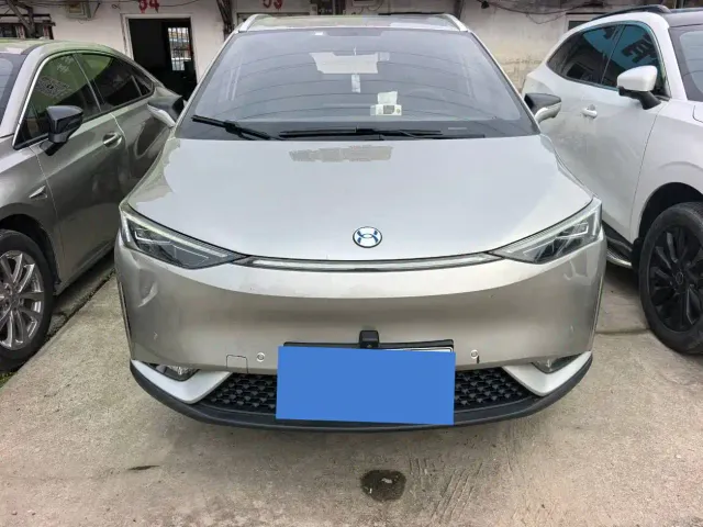 Hycan Z03 — Фото автомобиля 2