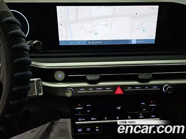 Hyundai Grandeur GN7 — Фото автомобиля 10