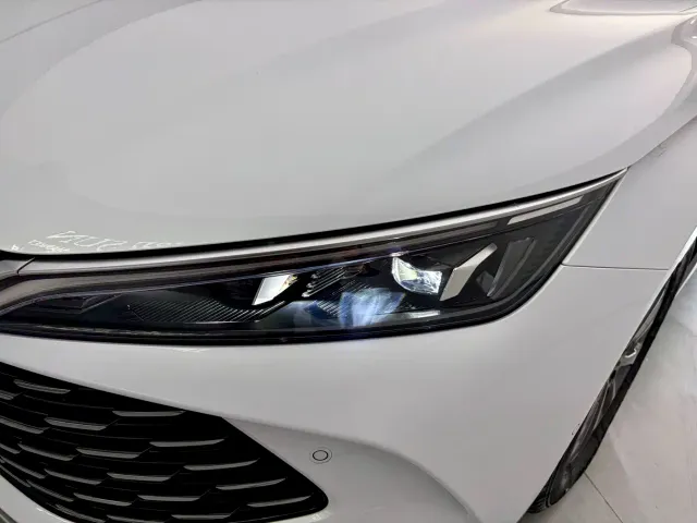 BYD Qin L — Фото автомобиля 14