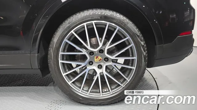 Porsche Cayenne PO536 — Фото автомобиля 6