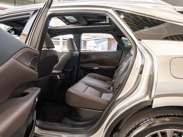 Lexus RX — Фото автомобиля 10