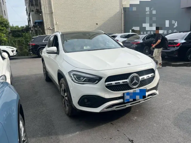 Mercedes-Benz GLA-Class — Фото автомобиля 3