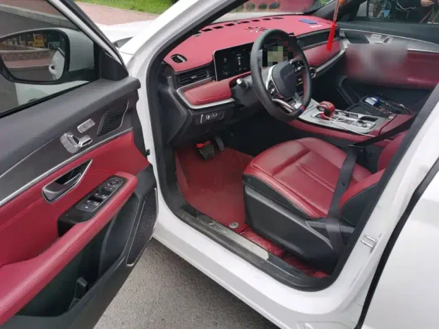 Jetour X70 Plus — Фото автомобиля 12