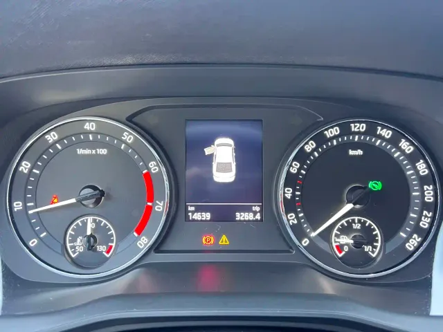 Skoda Octavia — Фото автомобиля 10