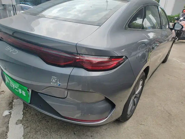 BYD Qin L — Фото автомобиля 7