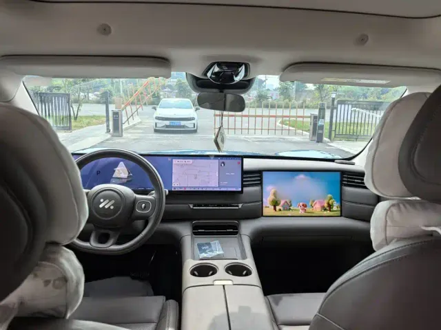 IM Motors LS6 — Фото автомобиля 12