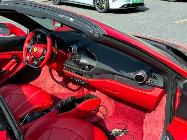 Ferrari F8 — Фото автомобиля 10