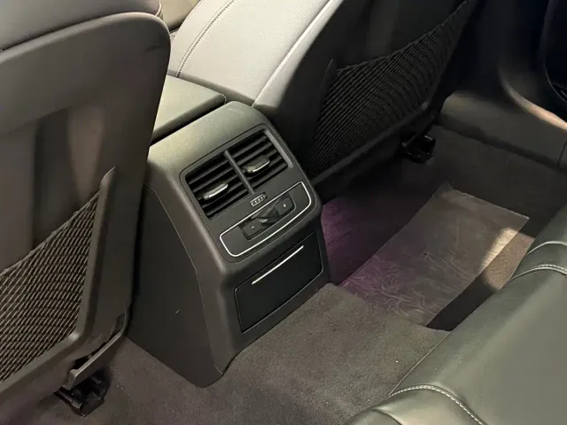 Audi A4L — Фото автомобиля 13